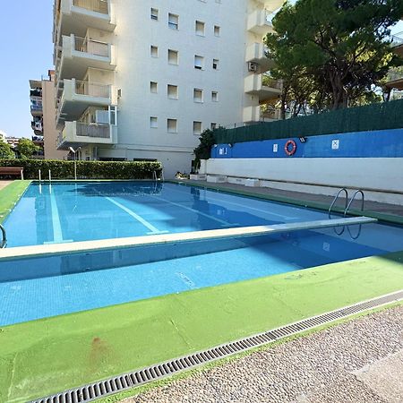 Apartsalou Penedes ภายนอก รูปภาพ